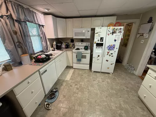 Fitchburg, MA 01420,62 Marion St