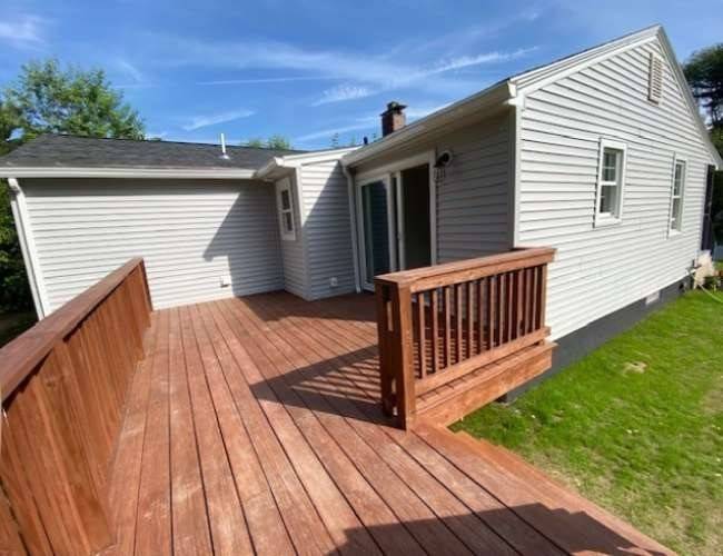 Millbury, MA 01527,9 Knollwood Circle