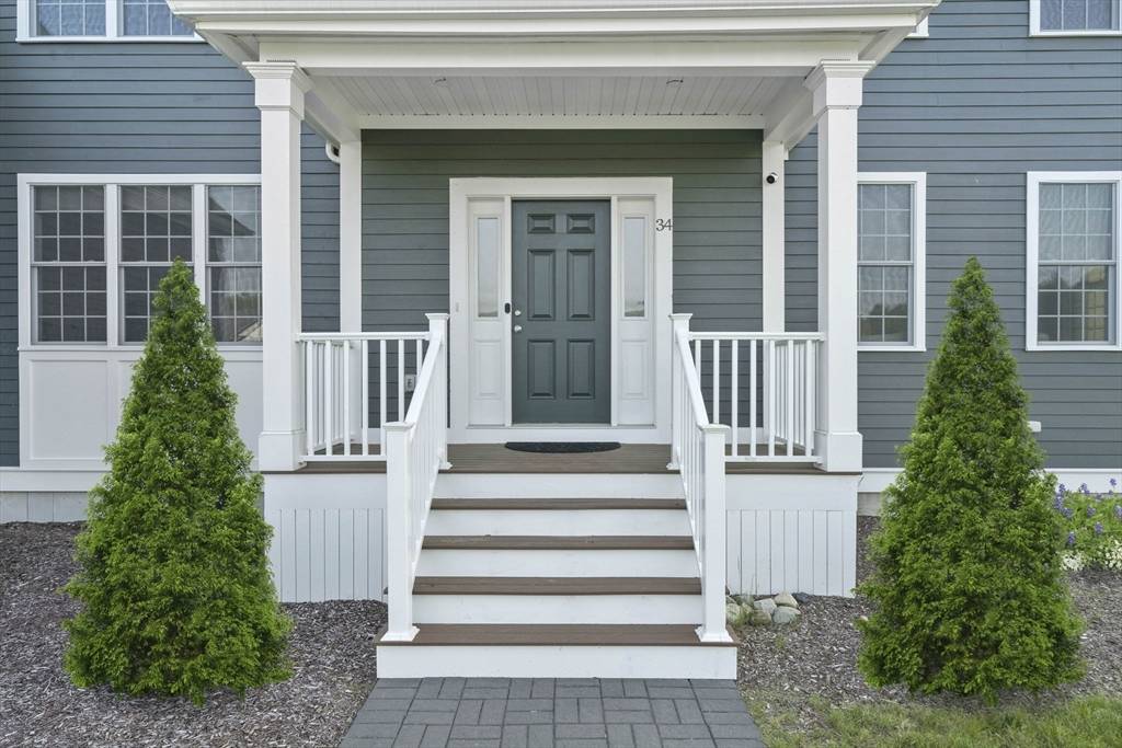 Millis, MA 02054,34 Beech St