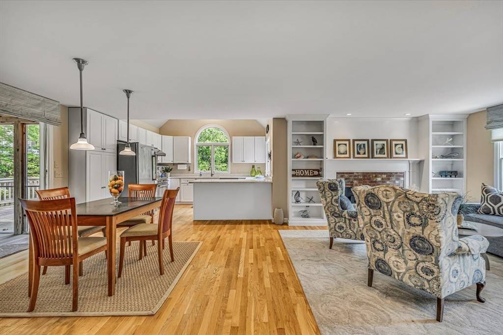 Eastham, MA 02642,26 Sandy Meadow Way