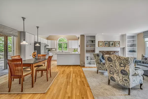 Eastham, MA 02642,26 Sandy Meadow Way