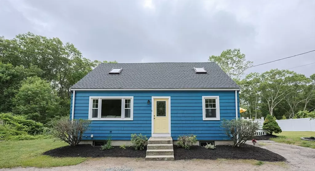 57 Hawes Street, Wrentham, MA 02093