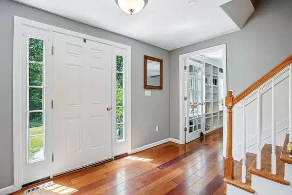 Upton, MA 01568,78 Milford St