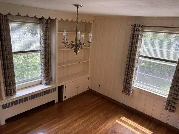 Brookline, MA 02467,33 Meadowbrook Road