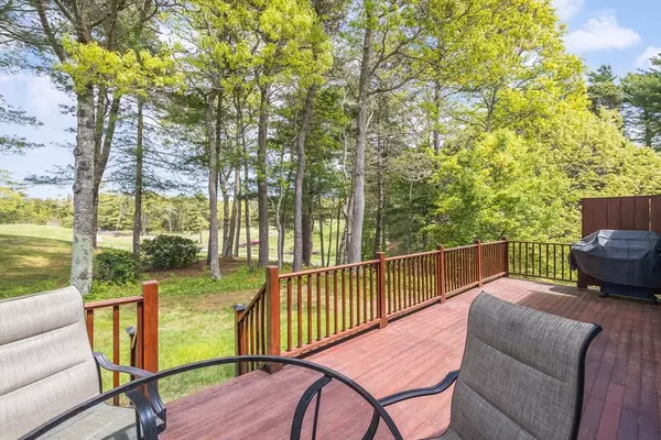 Bourne, MA 02532,13 Laurel Hill Ct #13