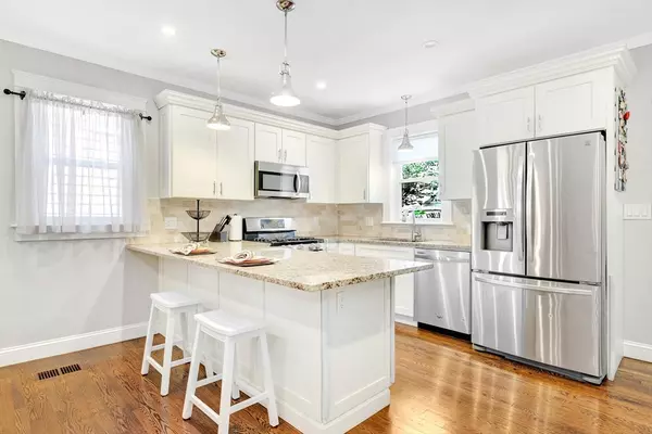 Arlington, MA 02476,132 Sylvia St #1