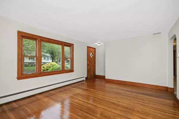 Taunton, MA 02780,19 Chase Street