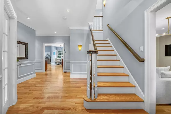 Wellesley, MA 02482,24 Summit Road