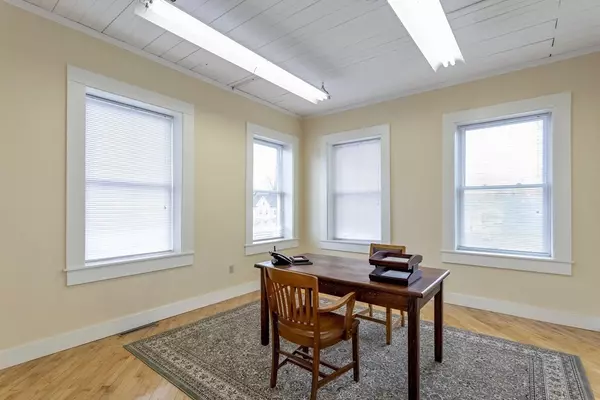 Westfield, MA 01085,22 Cherry Street, 3rd Fl