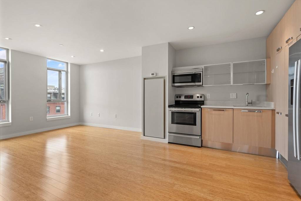 Boston, MA 02118,691 Massachusetts Ave #507