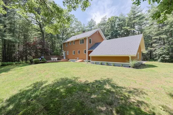 Norton, MA 02766,56 Burt St