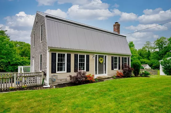 Pembroke, MA 02359,405 School St