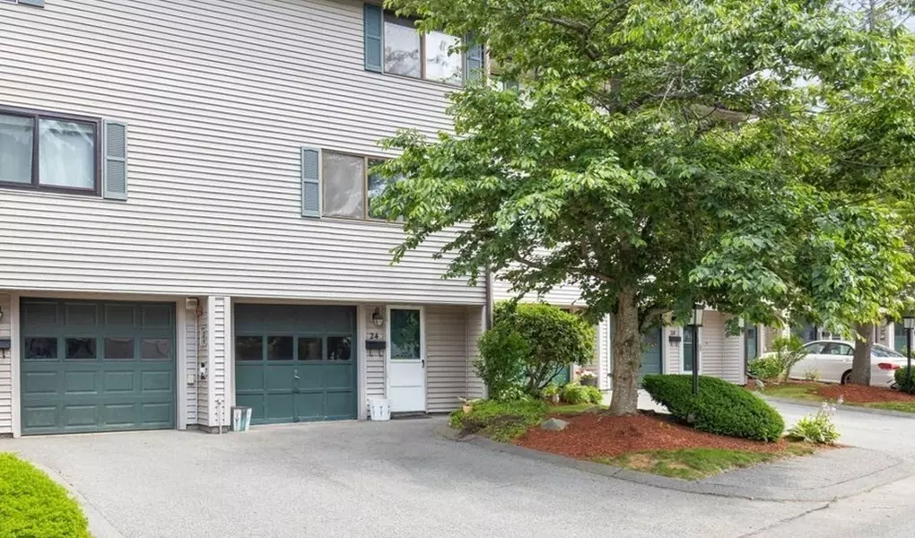 24 Crestview Dr #24, Malden, MA 02148