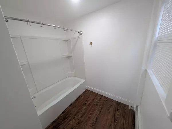 Lawrence, MA 01841,439 Riverside Dr #2