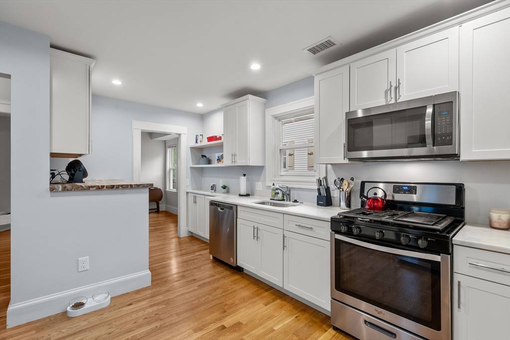Watertown, MA 02472,124-126 Chapman St