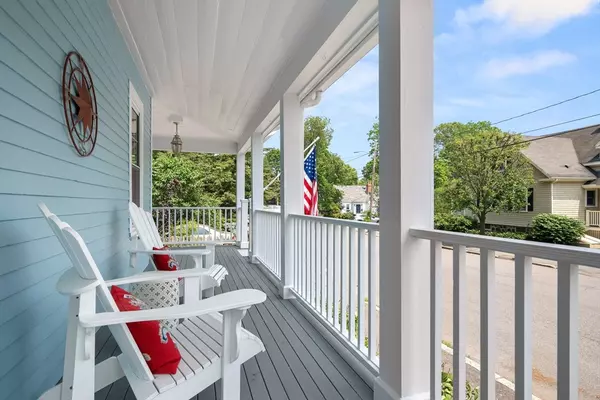Marblehead, MA 01945,37 Devereux St
