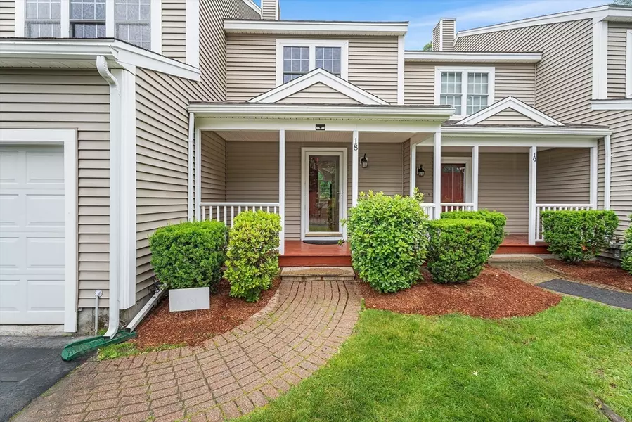 18 Hitching Post Ln #18, Northborough, MA 01532