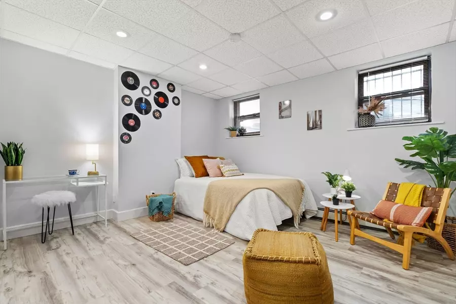 11 Aberdeen St #C, Boston, MA 02215