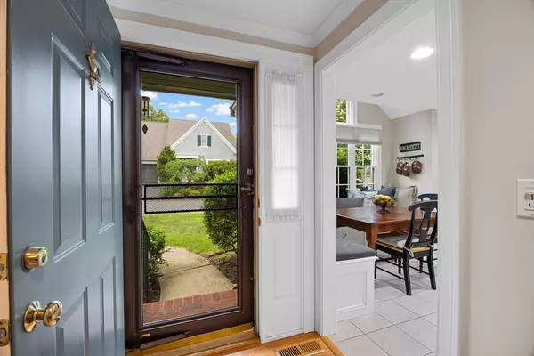 Mashpee, MA 02649,2 Darby Pt #2