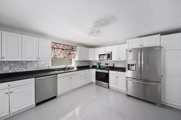 Weymouth, MA 02190,47 Pheasant Hill Rd