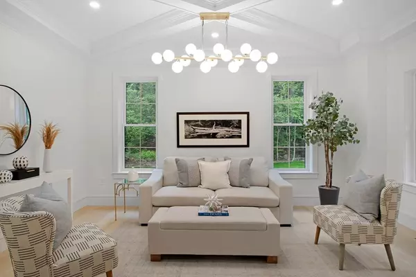 Norwell, MA 02061,293 Cross St