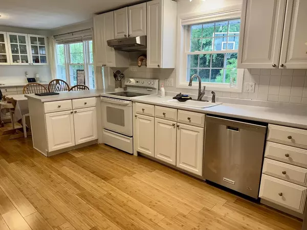 Framingham, MA 01701,51 Karen Rd