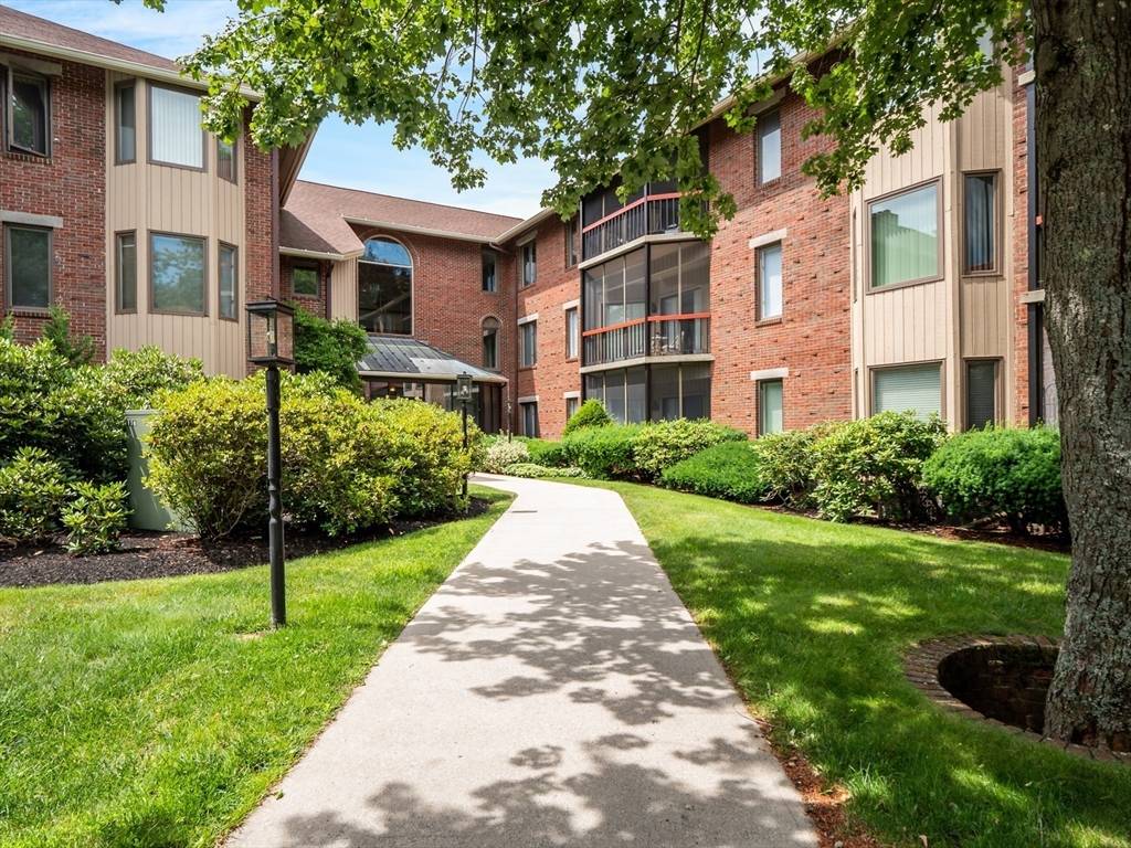 770 Salisbury #302, Worcester, MA 01609
