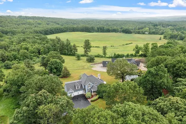 Sterling, MA 01564,52 S Nelson Rd