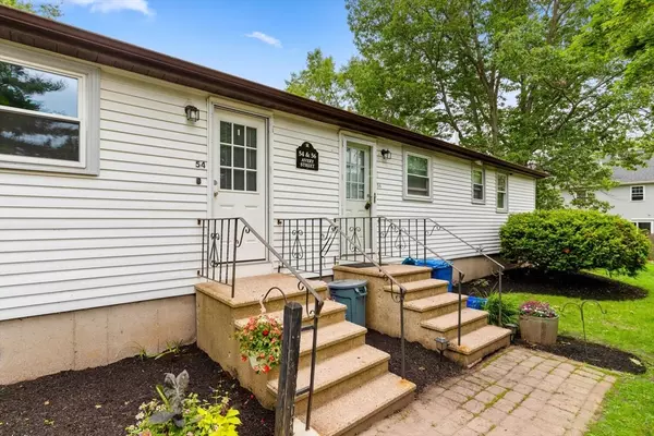 Ipswich, MA 01938,54-56 Avery St