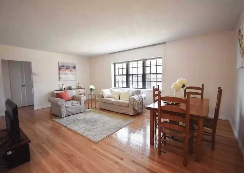 211 Lake Shore Rd #2, Boston, MA 02135