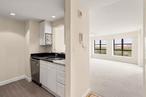 Cambridge, MA 02139,931 Massachusetts Ave #1003