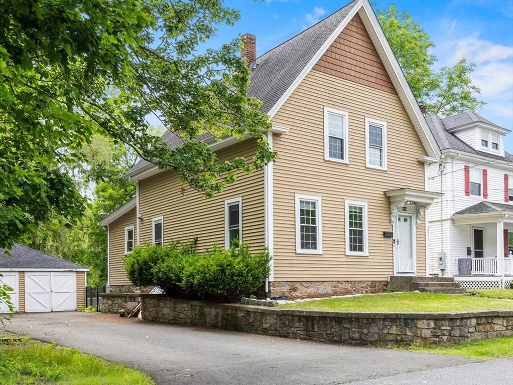 Franklin, MA 02038,32 Dale St