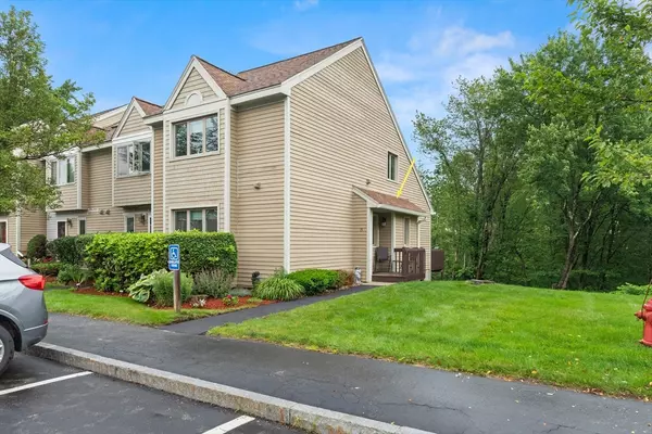 Haverhill, MA 01832,15 Hunters Run #15