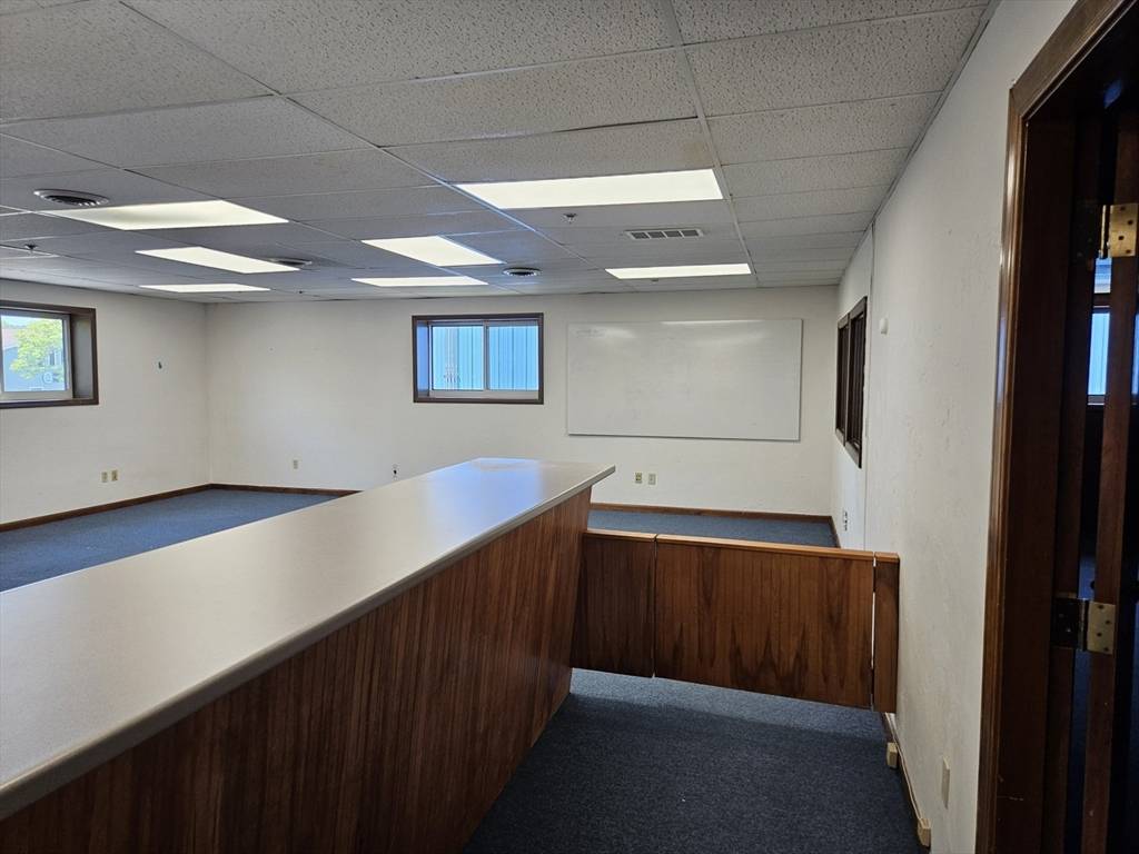 New Bedford, MA 02740,114 Macarthur Dr