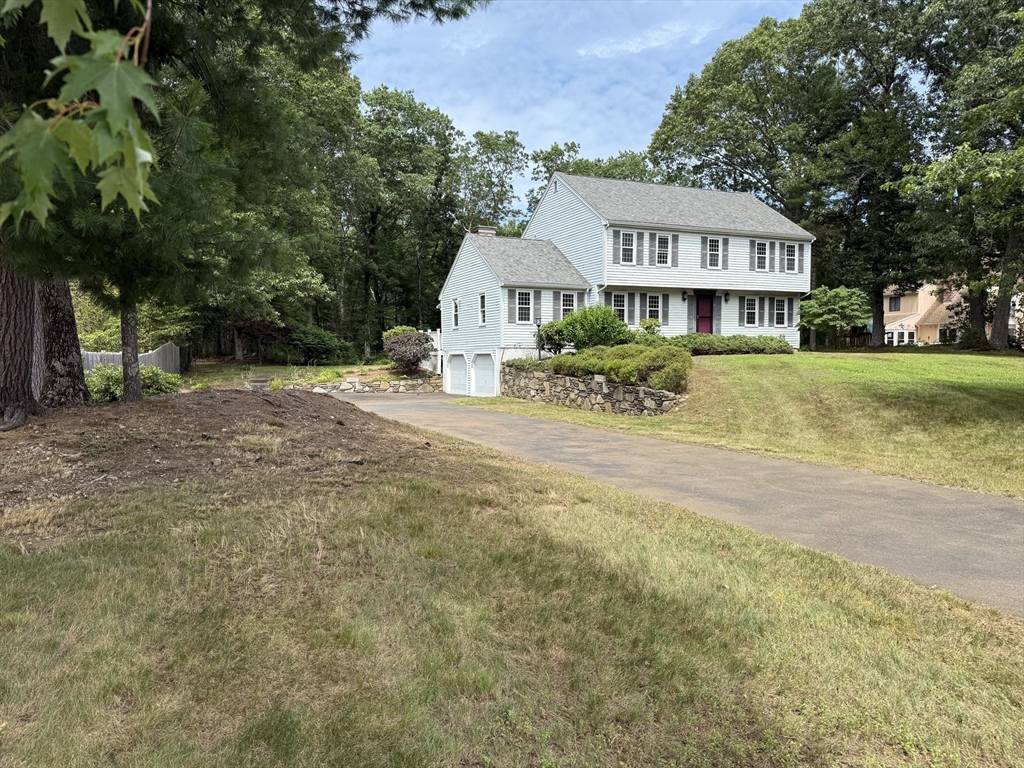 Millis, MA 02054,6 J. William Hts