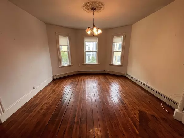Boston, MA 02127,403 E 7th #1