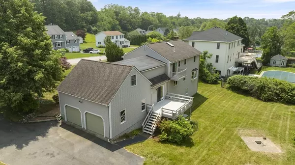 Newburyport, MA 01950,6 Boyd Drive