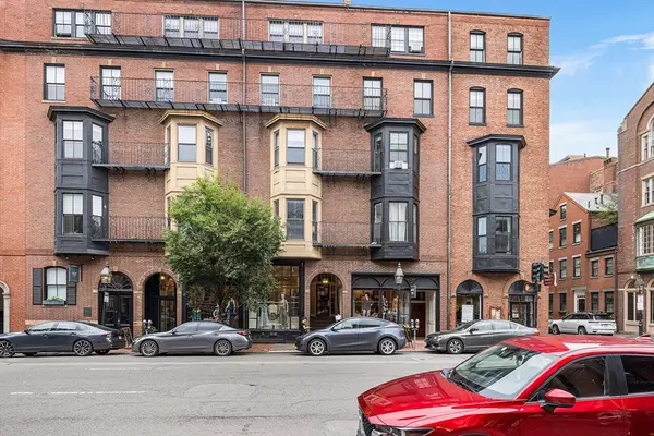 100 Charles St #5, Boston, MA 02114