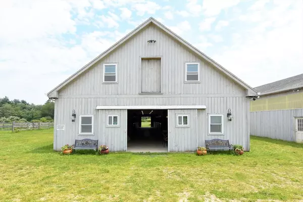 Plympton, MA 02367,399 Main St