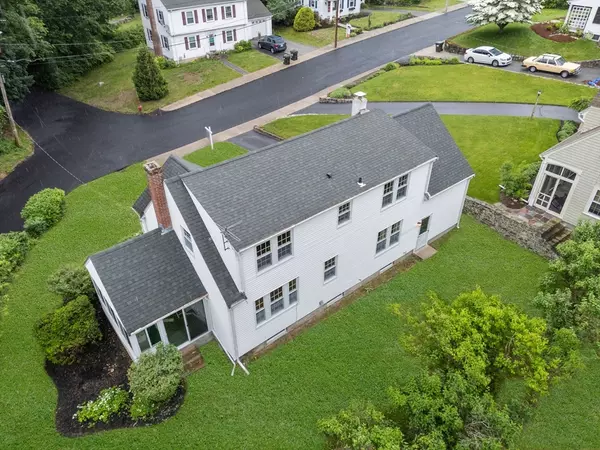 Uxbridge, MA 01569,21 Marywood St
