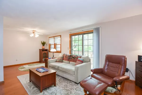 Tewksbury, MA 01876,96 Apache Way #96