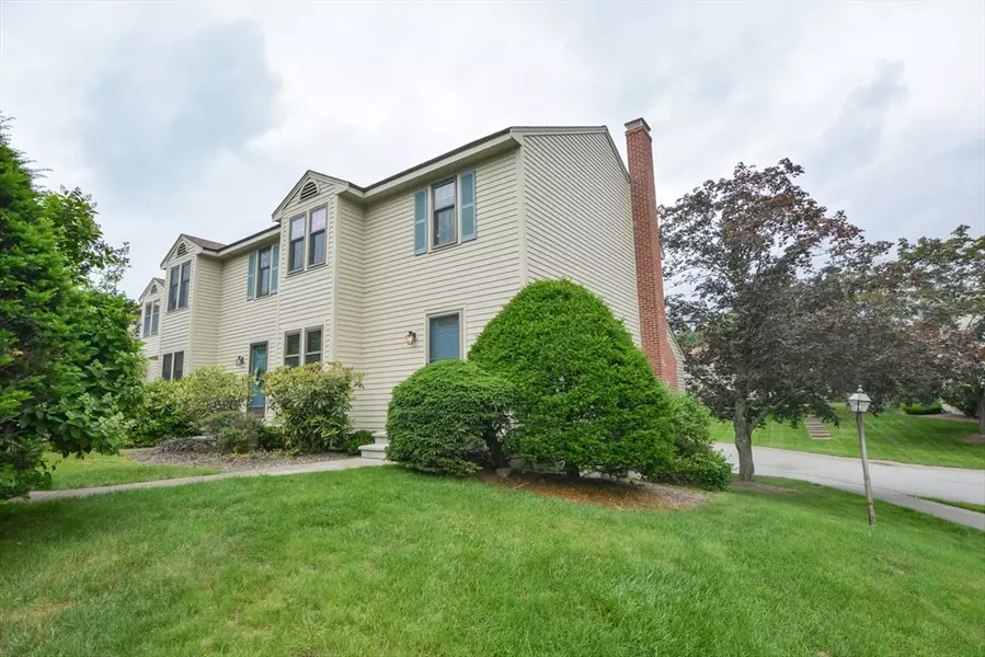 96 Apache Way #96, Tewksbury, MA 01876