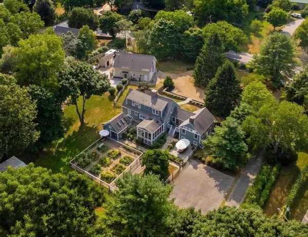 Ipswich, MA 01938,3 Jeffreys Neck Rd