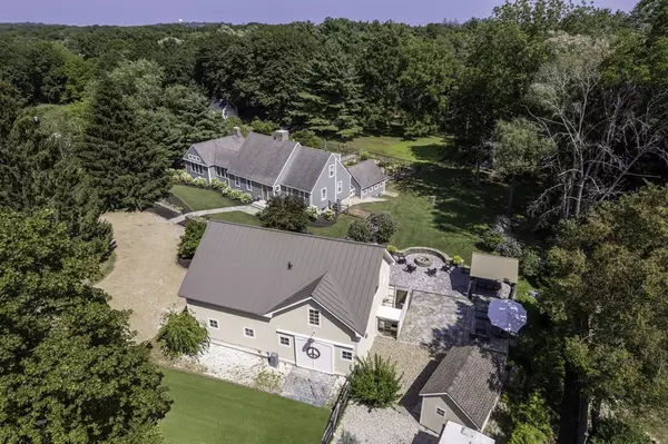 Ipswich, MA 01938,3 Jeffreys Neck Rd