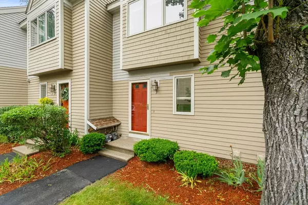 Haverhill, MA 01832,3 Hunters Run Pl #3