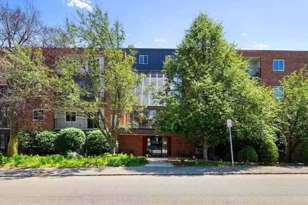 64 Willard Street #303, Quincy, MA 02169