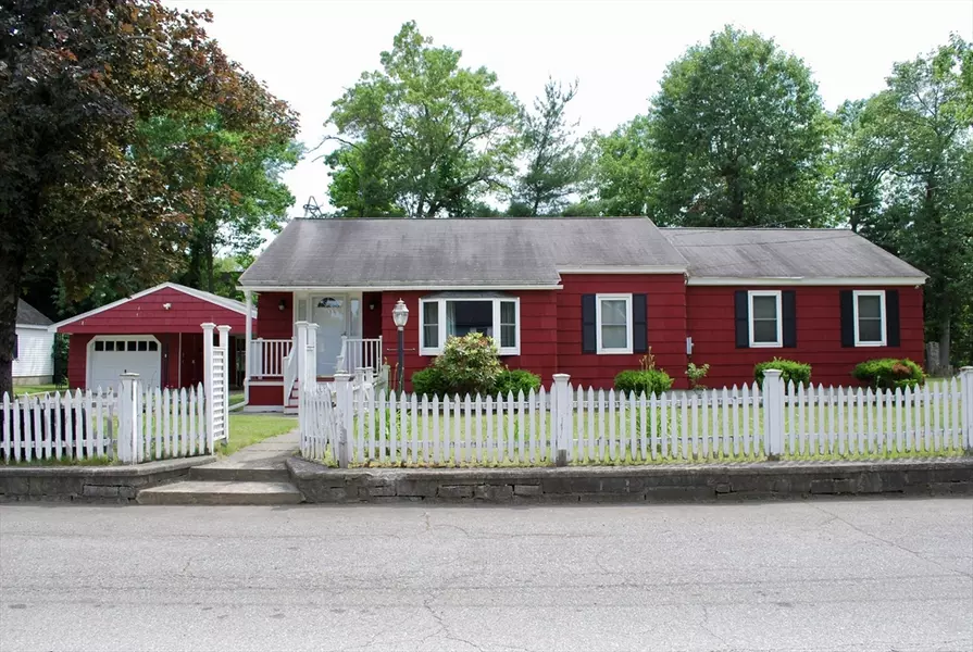 5 Leedburg St, Chelmsford, MA 01863