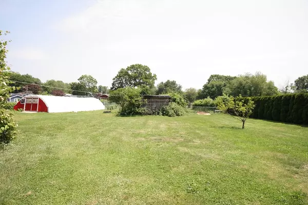 Swansea, MA 02777,287 Bark St