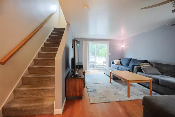 Boston, MA 02127,205 W 6th Street #205