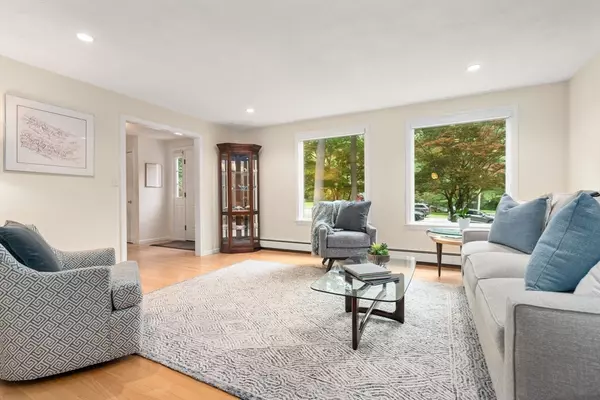 Framingham, MA 01701,67 Flanagan Dr